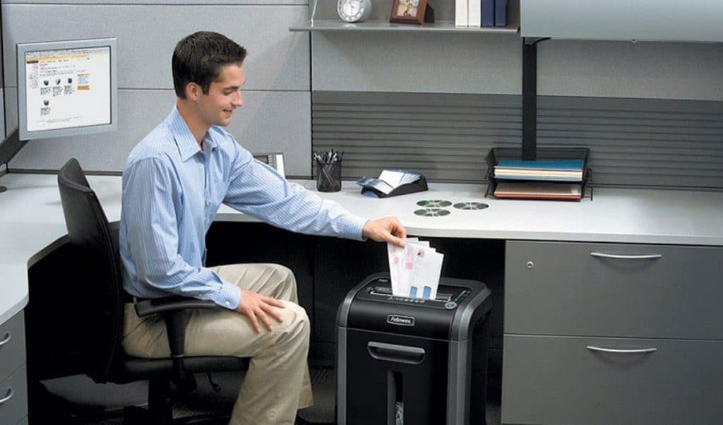 Измельчитель бумаги для офиса: как называется прибор, технология .